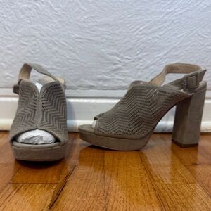Women’s Vince Camuto Taupe Peep-Toe Block Heels